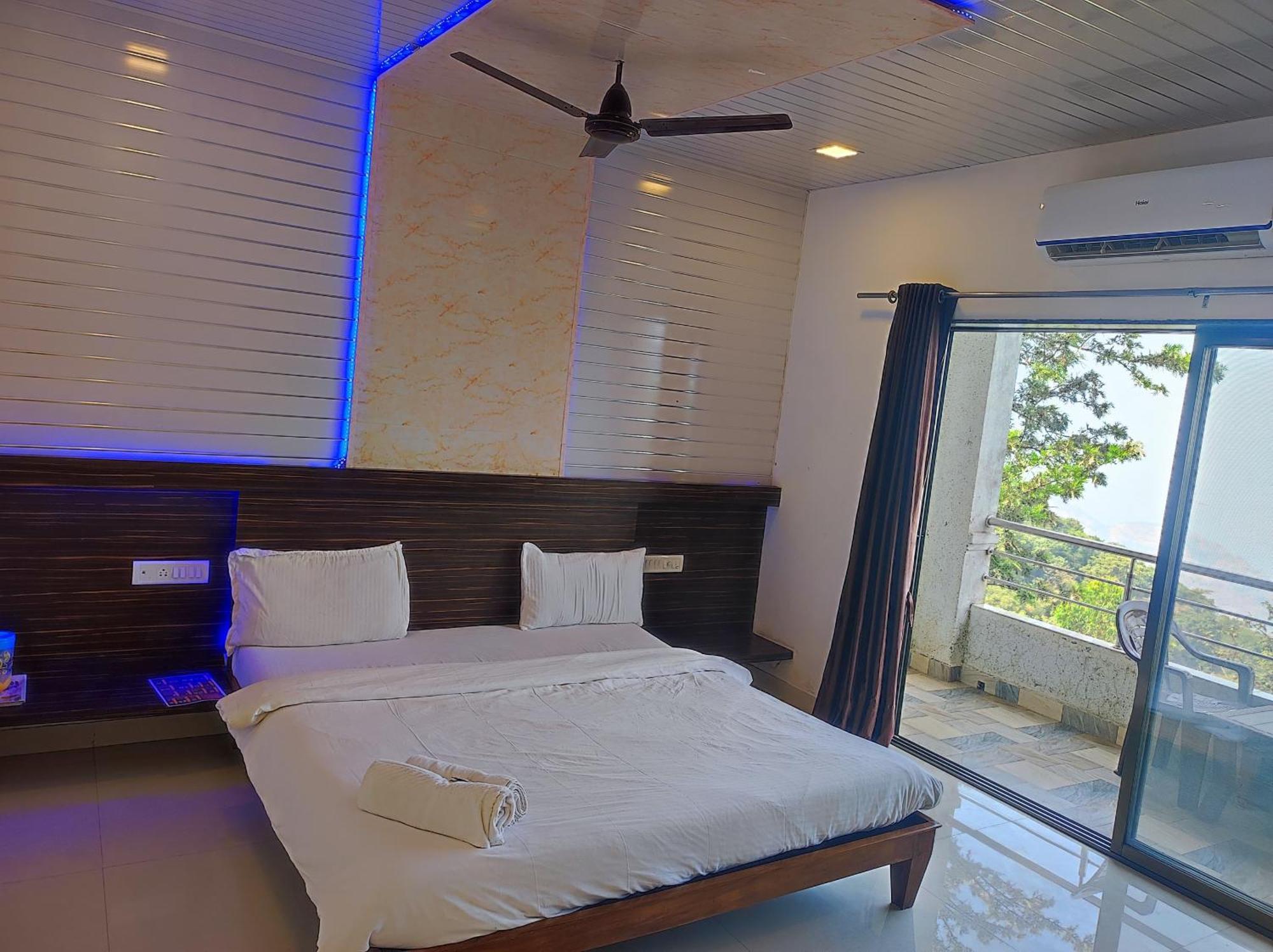 Oneness Mahableshwar Hotel Mahābaleshwar Exterior foto